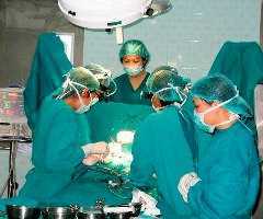 Vô sinh sau khi bị xe buýt tông