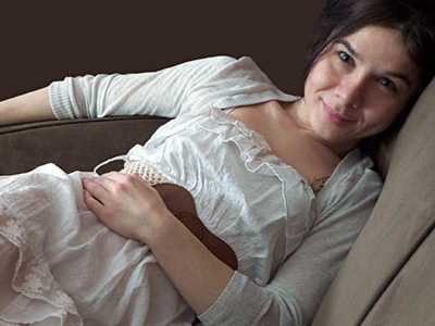 Kinh doanh 'độc': 1,2 triệu đồng/giờ 'dịch vụ ôm'