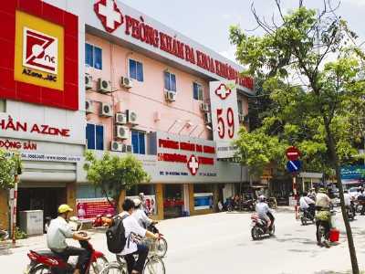 Bắt quả tang người Trung Quốc khám bệnh không phép