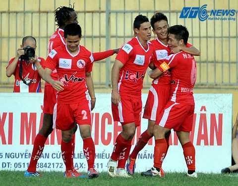 V-League vào cua: Sợ nhất Tám Bính, Năm Sài Gòn