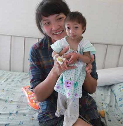 Chùm ảnh: Cô bé 3 tuổi bé nhất thế giới