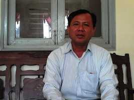 Cách chức Bí thư xã xài sang nhất miền Tây