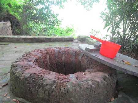 Kỳ lạ giếng nước “chữa” bệnh mất sữa của sản phụ