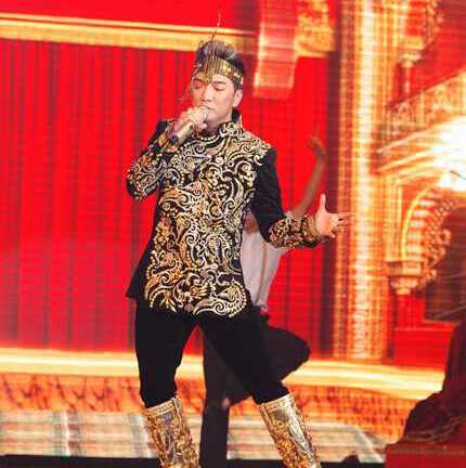 Xem cảnh Đàm Vĩnh Hưng làm vua