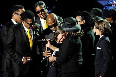 Âm mưu thâm độc đang len lỏi trong gia đình Jackson?