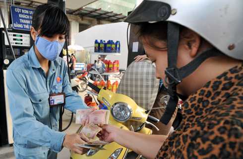 Bộ Công thương đang 'chiều' doanh nghiệp xăng dầu