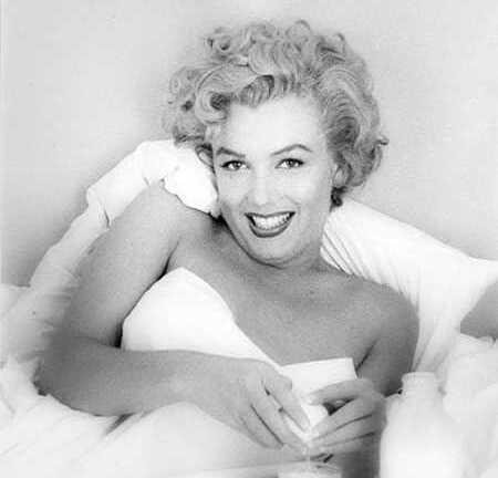 'Quả bom sex' Marilyn Monroe là dân đồng tính