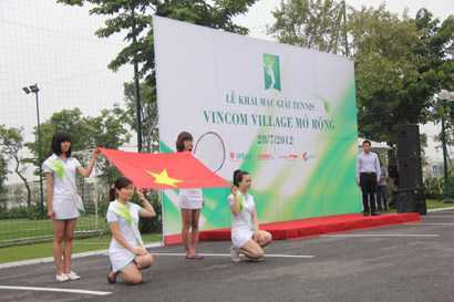 Tennis Vincom Village: Sân chơi hấp dẫn cho dân banh nỉ