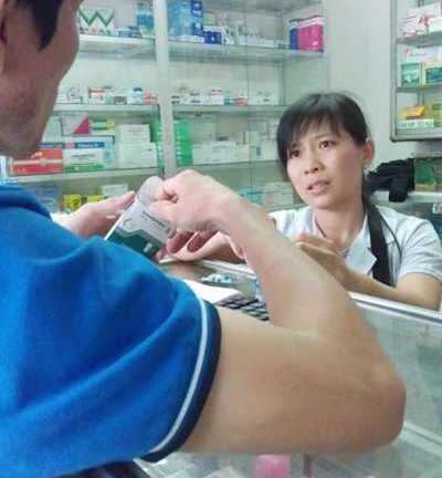 Bất chấp tai biến, vẫn mua bán Viagra