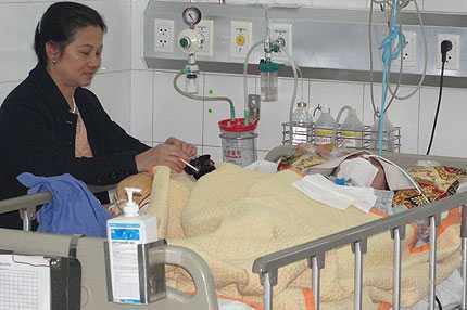 Viện phí tăng: Ai bị ảnh hưởng, ai sẽ được lợi?