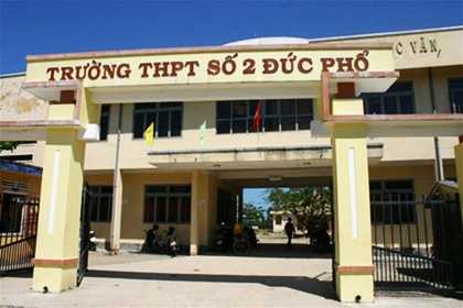 'Thụt két' nửa tỷ đồng, vẫn phởn phơ làm hiệu trưởng?