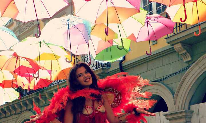 Ảnh: Con đường ô đầy sắc màu tại Bồ Đào Nha