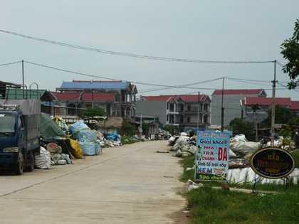 Sự thật buôn 'nhựa chết' kiếm tiền tỷ