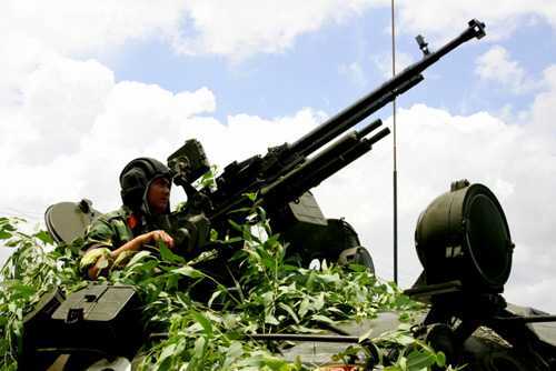 Xem lính Tăng thiết giáp huấn luyện