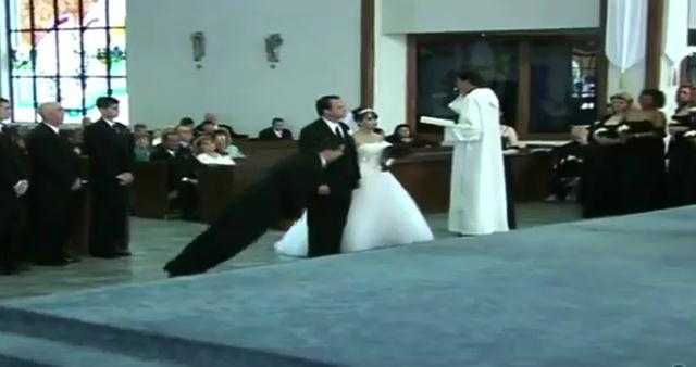 Cứ đến giây phút quan trọng lại lăn ra bất tỉnh