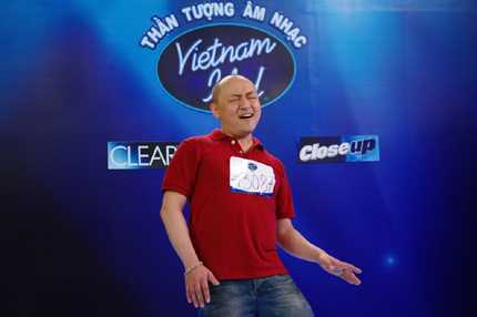 Vietnam Idol 2012: Cười vì hài hước, lo vì chất lượng