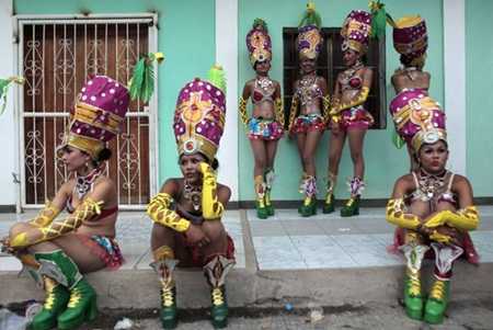 Ảnh quốc tế 20/8:Ấn tượng vũ công Tây Ban Nha