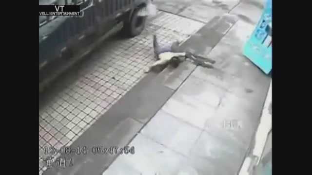 Gặp họa vì dùng 'chiêu bẩn' đòi bồi thường