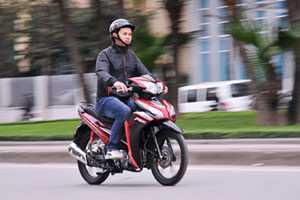 Xe máy đi kiểu gì cho bền và khỏe?