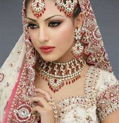 Tìm hiểu những tập tục hôn nhân kỳ lạ trên thế giới