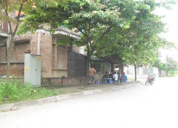 Biệt thự triệu đô làm... quán trà đá