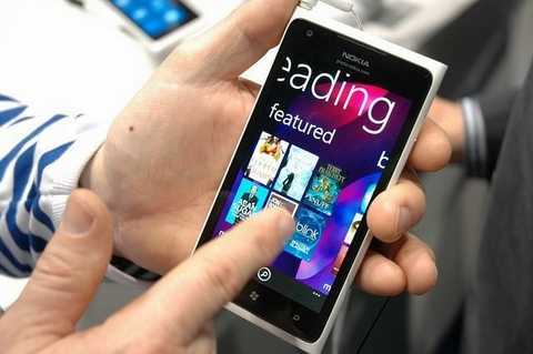 Những mẫu điện thoại 'nóng' nhờ Windows Phone 8