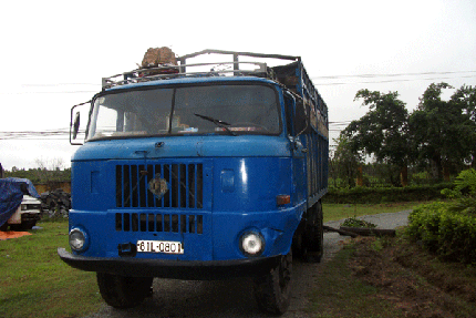 Gây tai nạn bỏ chạy, sơn lại xe vẫn bị bắt