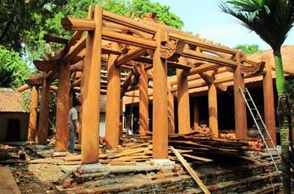 Chùa Trăm Gian ngàn tuổi bị phá: Do giải ngân chậm?