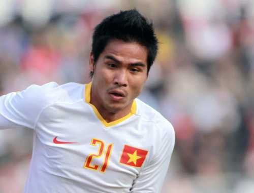 Đền nửa tỷ là lên tuyển: Hóa ra cũng chỉ vì tiền