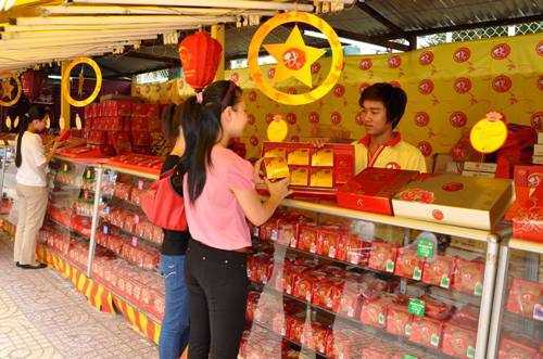 Mùa bánh Trung Thu 2012: Sôi động sớm, sức mua tăng