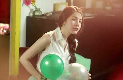 Thủy Tiên tái xuất xinh đẹp sau tin đồn mang bầu