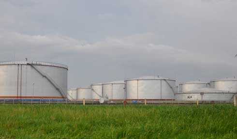 'Ông lớn' xăng dầu ăn gian, chây ì thuế