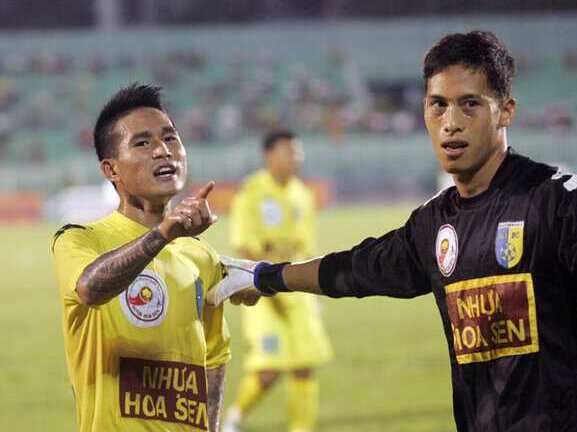 Đá xấu, chửi bậy, chưa cầu thủ nào bị loại khỏi ĐTVN