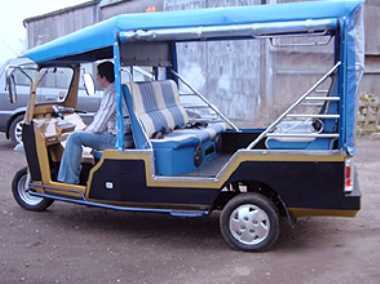 Đề xuất chạy xe túc túc để hạn chế xe máy