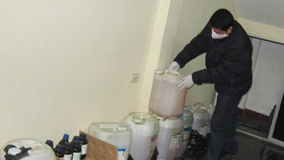 Bí ẩn ngôi nhà 'bốc mùi' trong ngõ