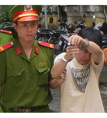 Thiếu nữ bị hại đời khi đi học tiếng Hoa