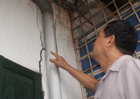 Hà Nội: Xuất hiện ‘tháp nghiêng’ cạnh cao ốc quốc tế