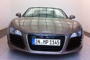 Cận cảnh siêu xe Audi R8 Spyder đầu tiên tại Việt Nam