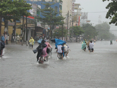 Mưa lớn ở Trung và Nam bộ