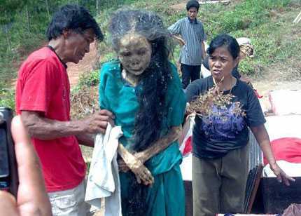 Xác chết bật quan tài tìm về nhà: Đau đầu nhà khoa học