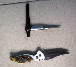 Tiến 'cọp' hạ gục ngoạn mục 2 tên cướp có vũ khí