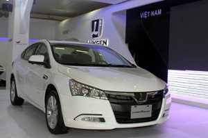 Tìm hiểu xe “công nghệ ngang Camry, giá như Altis”