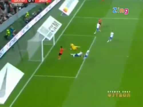 Pha bỏ lỡ khó tin của sao Brazil