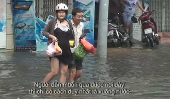 Sài Gòn lại thành 'sông' vì triều cường
