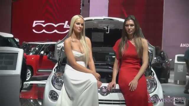 Ngắm dàn người đẹp tạo dáng bên xe hơi