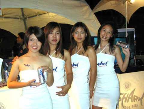 Thái Lan:Khóc cười chuyện 'thuê vợ' và 'vợ thuê'