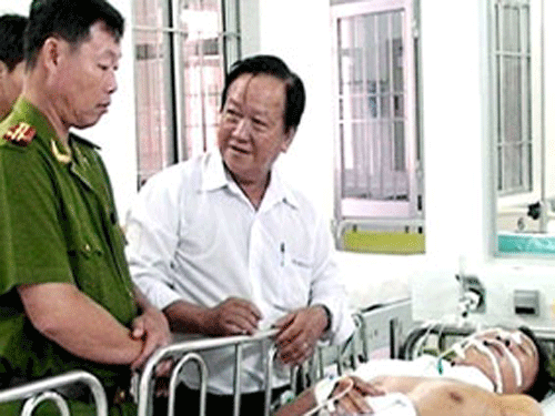Trộm chó bắn trọng thương cán bộ ấp