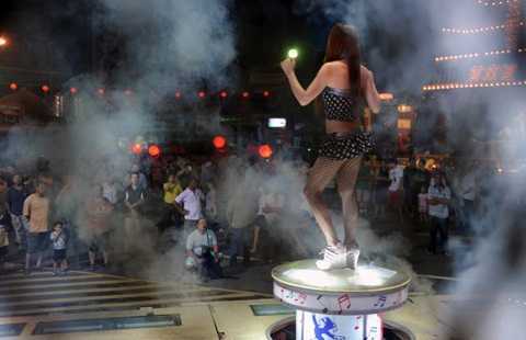 Thế giới 24h: 'Gái nhảy' Đài Loan gây phẫn nộ