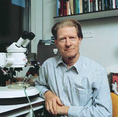 Chủ nhân Nobel Y học 2012 từng là 'học sinh hạng bét'