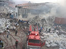 Cháy lớn tại khu công nghiệp, thiệt hại 1 triệu USD